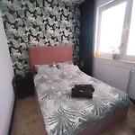 Apartman Z Ogrodem Camelia *